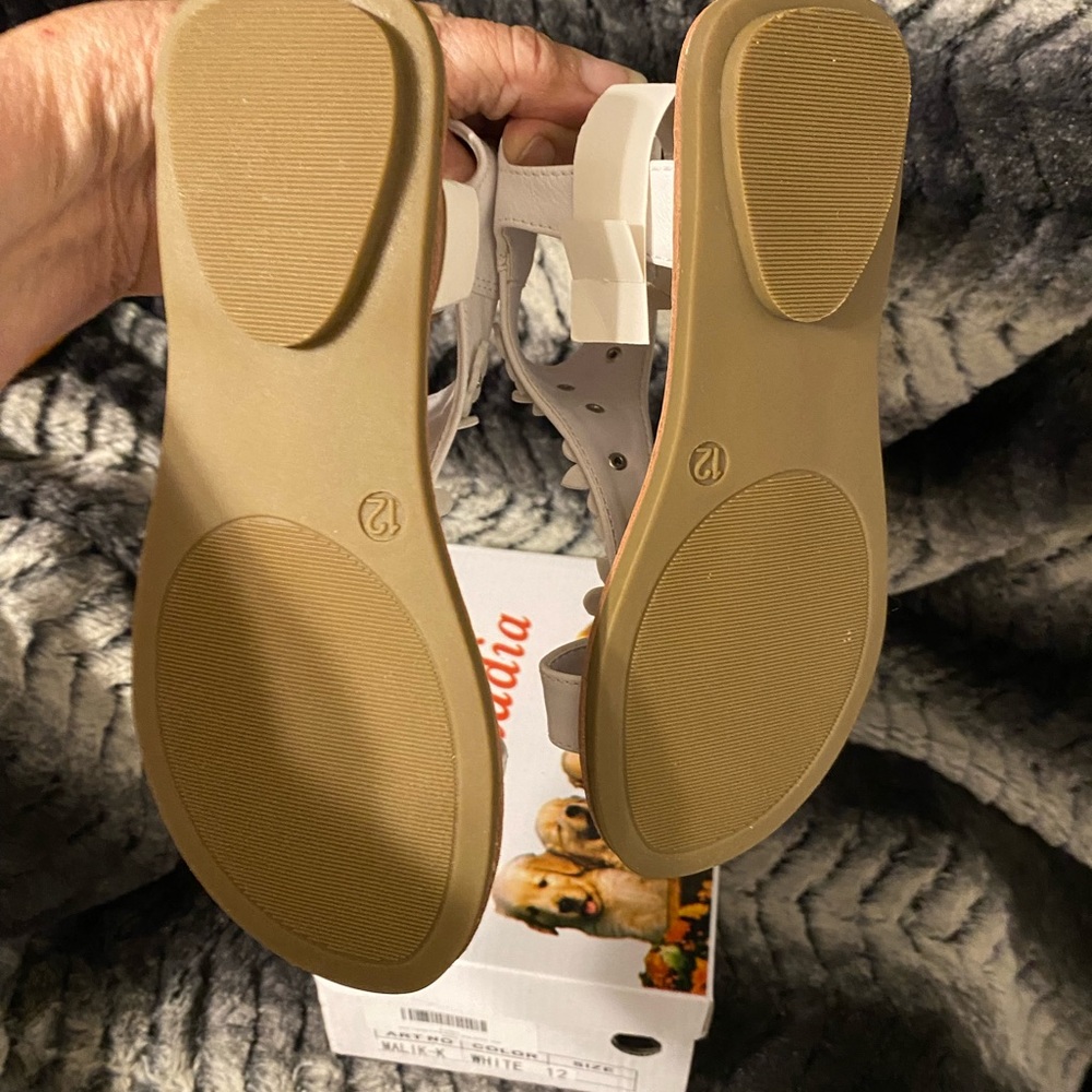 Belladia Girls Sandals Size 12 New in Box Beautiful - Picture 7 of 7